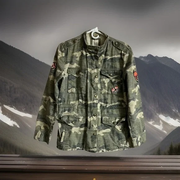 Gap Camo Utility Jacket Women's Olive Butterfly Embroidered Pockets Cinch Medium - Picture 1 of 6